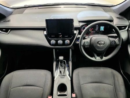 2022-Toyota-Corolla-Cross-18-XI_13