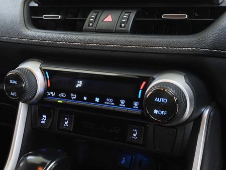 2021-Toyota-RAV4-20-VX-Auto_9
