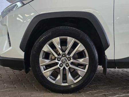 2021-Toyota-RAV4-20-VX-Auto_10