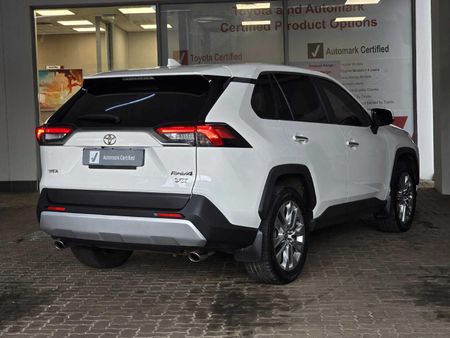2021-Toyota-RAV4-20-VX-Auto_18