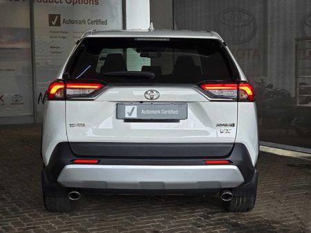 2021-Toyota-RAV4-20-VX-Auto_19