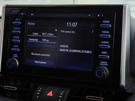 2021-Toyota-RAV4-20-VX-Auto_7