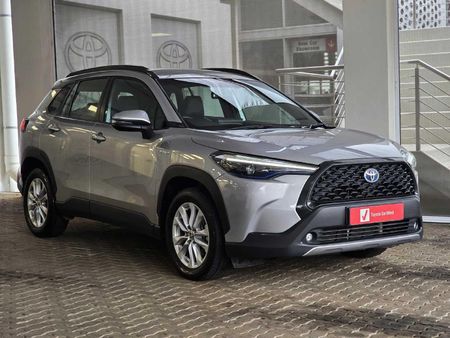 2025-Toyota-Corolla-Cross-18-XS-Hybrid_0
