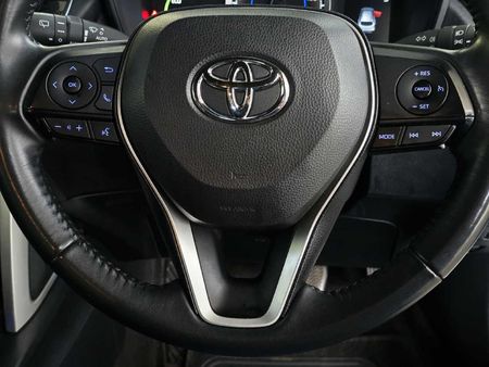 2025-Toyota-Corolla-Cross-18-XS-Hybrid_11