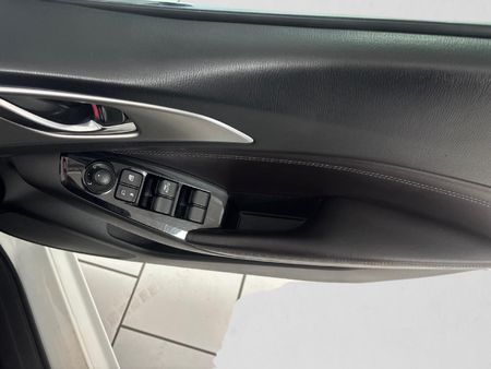 2017-Mazda-3-16-Dynamic-5-dr-Auto_14
