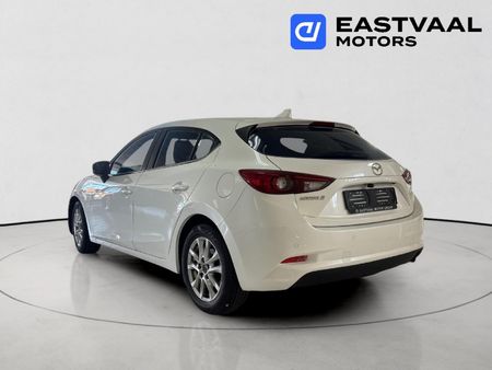 2017-Mazda-3-16-Dynamic-5-dr-Auto_4