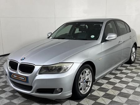 2010-BMW-3-Series-320d-Innovation-Auto_0