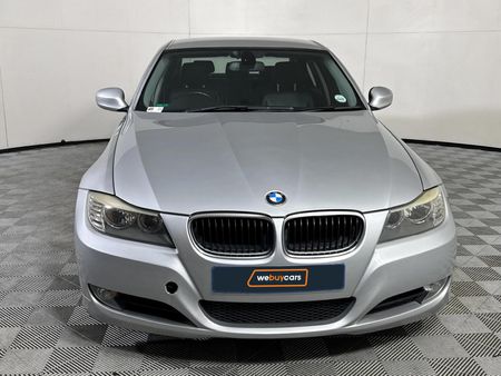 2010-BMW-3-Series-320d-Innovation-Auto_14