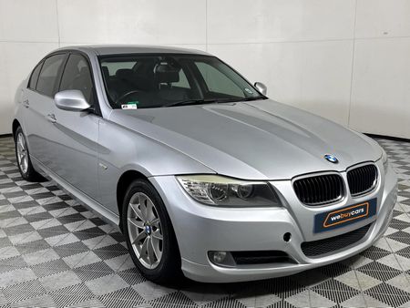 2010-BMW-3-Series-320d-Innovation-Auto_15