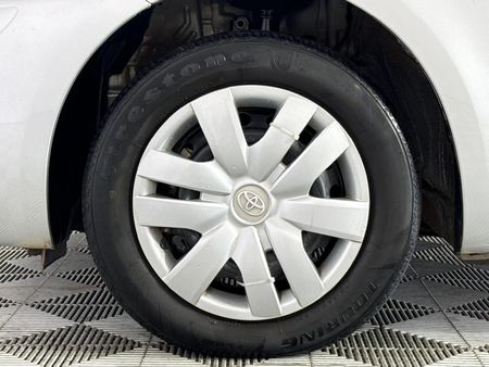 2009-Toyota-Yaris-T3-5-dr_4