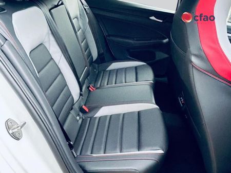 2026-Volkswagen-Golf-8-GTI-20-TSI-DSG_12