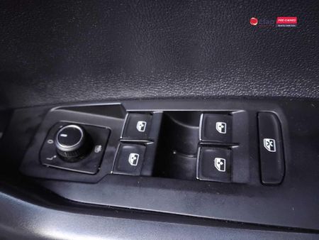 2020-Volkswagen-Polo-20-GTI-Auto-147kW_17