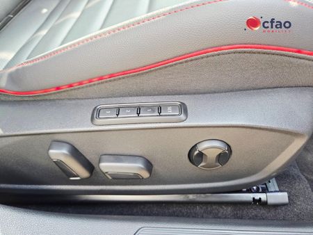 2026-Volkswagen-Golf-8-GTI-20-TSI-DSG_10