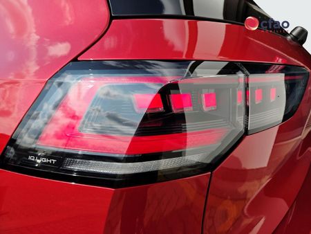 2026-Volkswagen-Golf-8-GTI-20-TSI-DSG_12