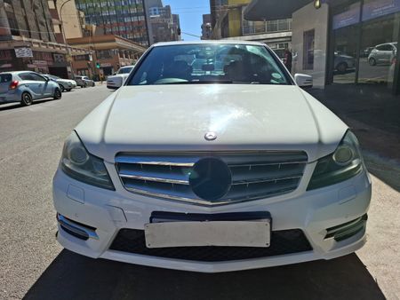 2013-Mercedes-Benz-C-Class-C-180-BE-Classic-Auto_0