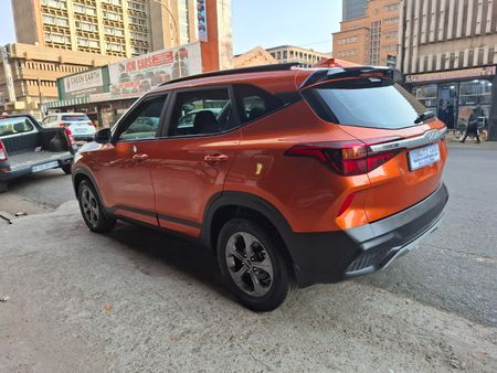 2021-Kia-Seltos-15D-EX-Auto_5