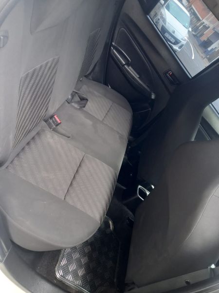 2021-Suzuki-Swift-12-GA_9