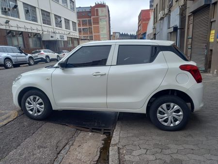 2021-Suzuki-Swift-12-GA_2