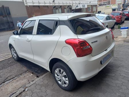 2021-Suzuki-Swift-12-GA_4