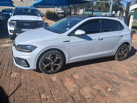 2019-Volkswagen-Polo-10-TSI-Comfortline-Auto_3
