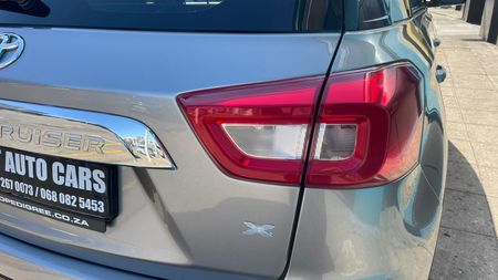 2022-Toyota-Urban-Cruiser-15-Xr-Auto_6