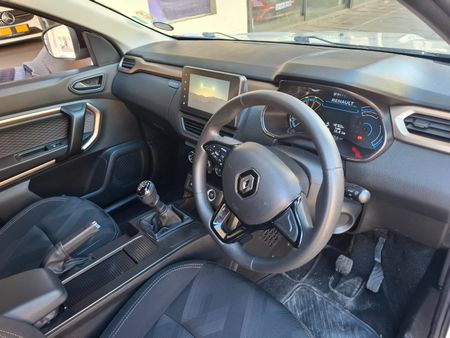 2022-Renault-Kiger-10-Energy-Zen_9
