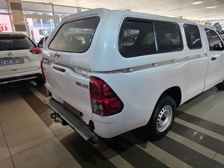 2022-Toyota-Hilux-20-VVTi-S-Single-Cab_10