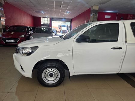 2022-Toyota-Hilux-20-VVTi-S-Single-Cab_6