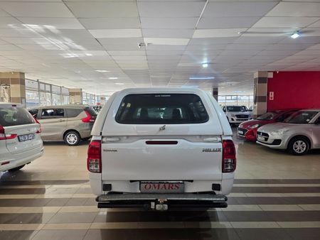 2022-Toyota-Hilux-20-VVTi-S-Single-Cab_8