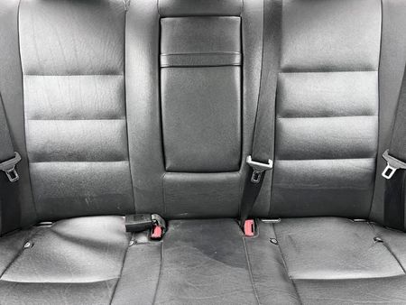 2012-Mercedes-Benz-C-Class-C-200-BE-Elegance-Auto_11