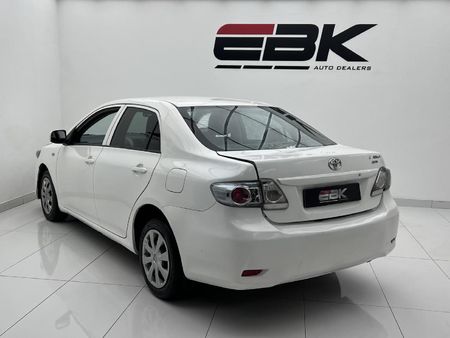 2016-Toyota-Corolla-Quest-16_2