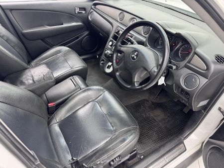 2004-Mitsubishi-Outlander-24-GLS-Auto_14