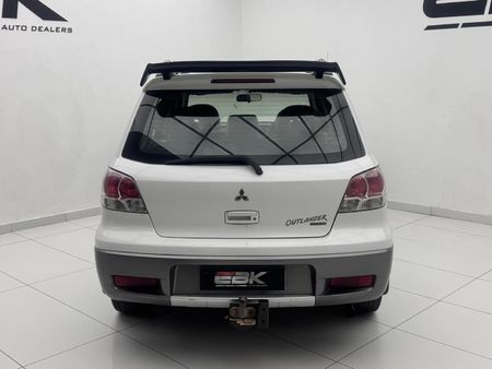 2004-Mitsubishi-Outlander-24-GLS-Auto_4