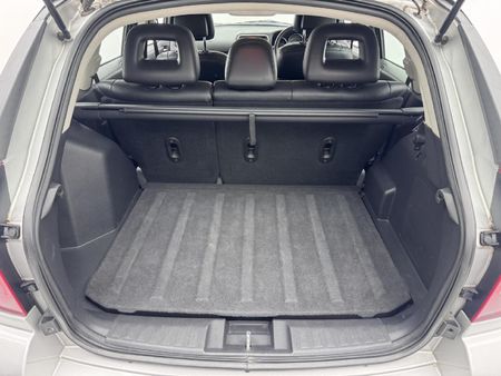 2011-Dodge-Caliber-20-SXT-Auto_12