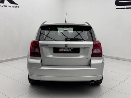 2011-Dodge-Caliber-20-SXT-Auto_4