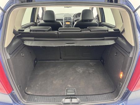 2009-Mercedes-Benz-A-Class-A-180-Elegance-Auto_12