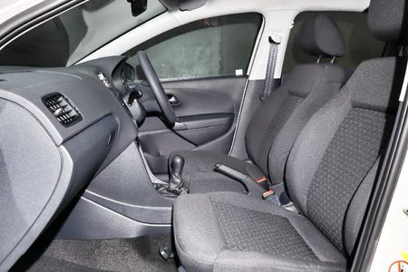 2026-Volkswagen-Polo-Vivo-14_12