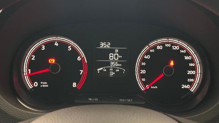 2026-Volkswagen-Polo-Vivo-14_14
