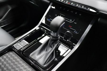 2026-Chery-Tiggo-Cross-15-Lit-CVT-Auto_16
