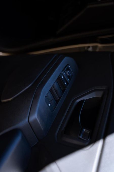 2026-Toyota-Land-Cruiser-FJ-27-GX-Auto_19