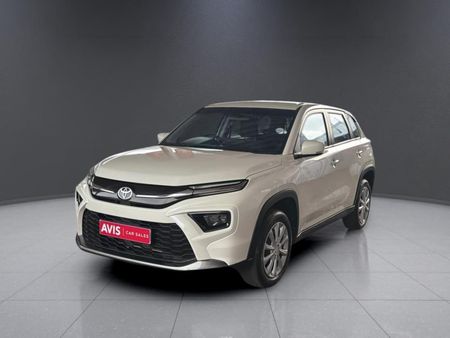 2025-Toyota-Urban-Cruiser-15-XS_2