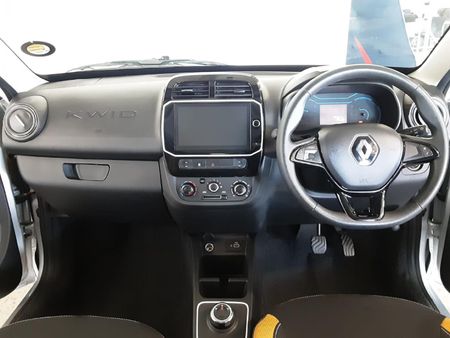 2025-Renault-Kwid-10-Climber-Auto_10