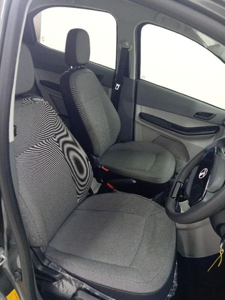2025-TATA-Tiago-12-XM_12
