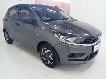 2025-TATA-Tiago-12-XM_0