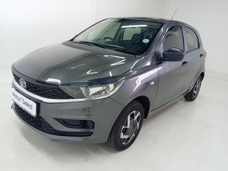 2025-TATA-Tiago-12-XM_0