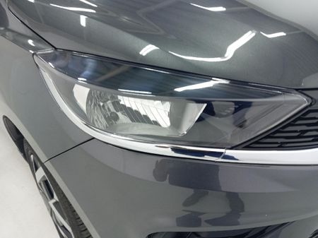 2025-TATA-Tiago-12-XM_16