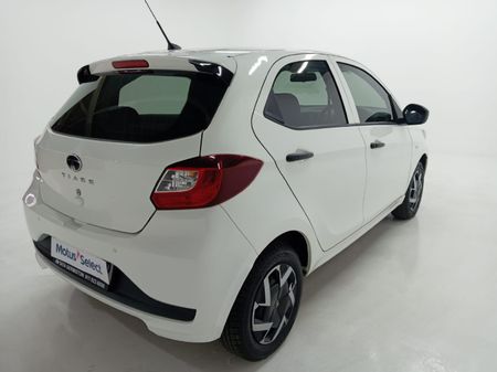 2025-TATA-Tiago-12-XM_6