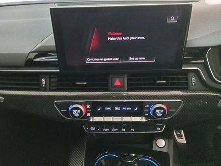2022-Audi-RS5-Coupe-quattro-Auto_14