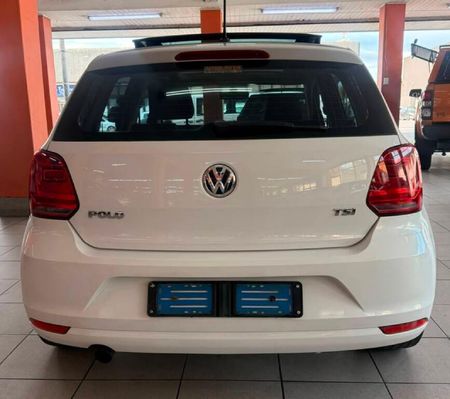 2014-Volkswagen-Polo-GP-12-TSI-Comfortline-66kW_4
