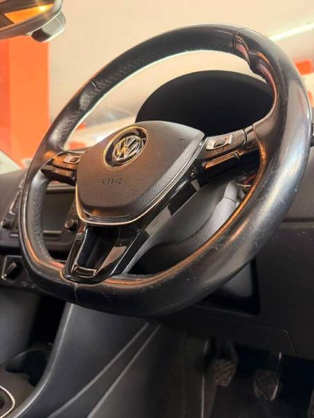 2014-Volkswagen-Polo-GP-12-TSI-Comfortline-66kW_8